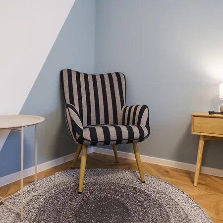 3br Free Parking Апартамент *